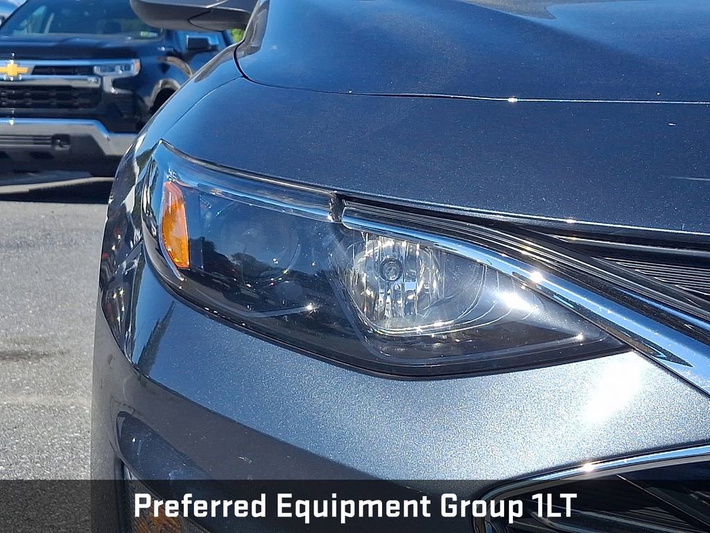 Used 2020 Chevrolet Malibu LT FWD image 11