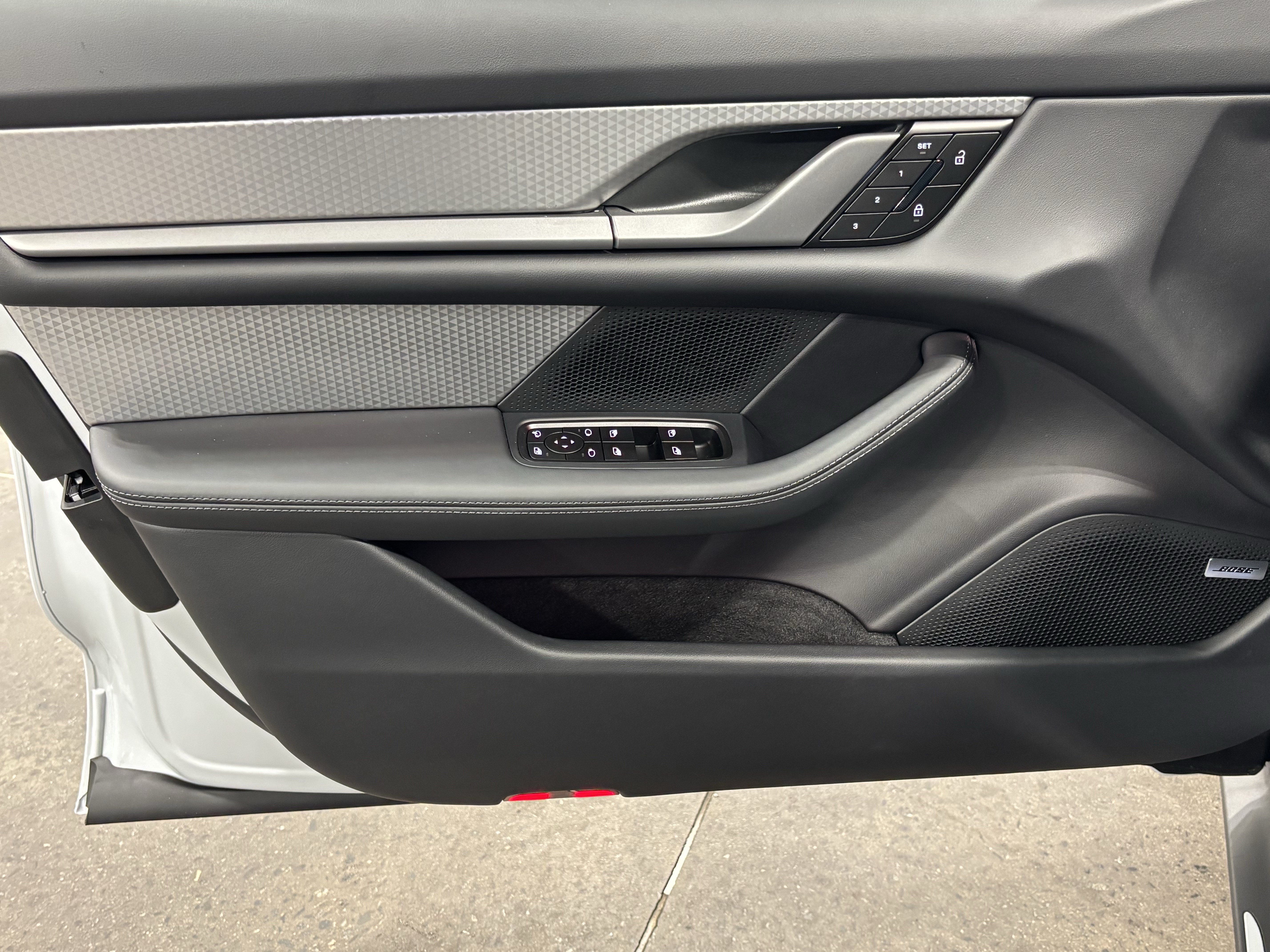 New 2026 Porsche Taycan AWD/4WD image 13