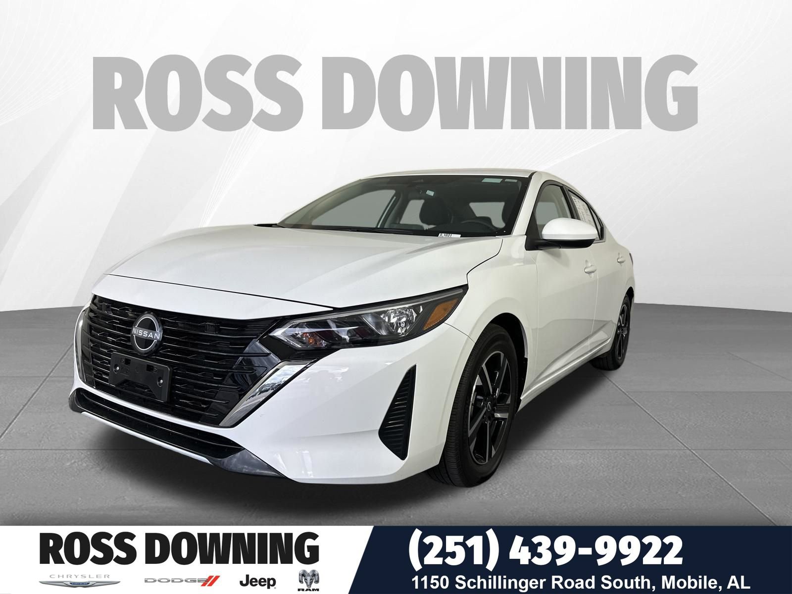 Used 2025 Nissan Sentra SV image 1