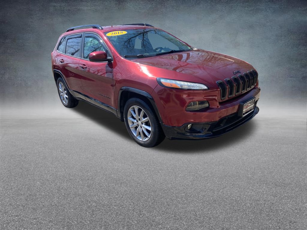 Used 2018 Jeep Cherokee Latitude AWD/4WD image 9