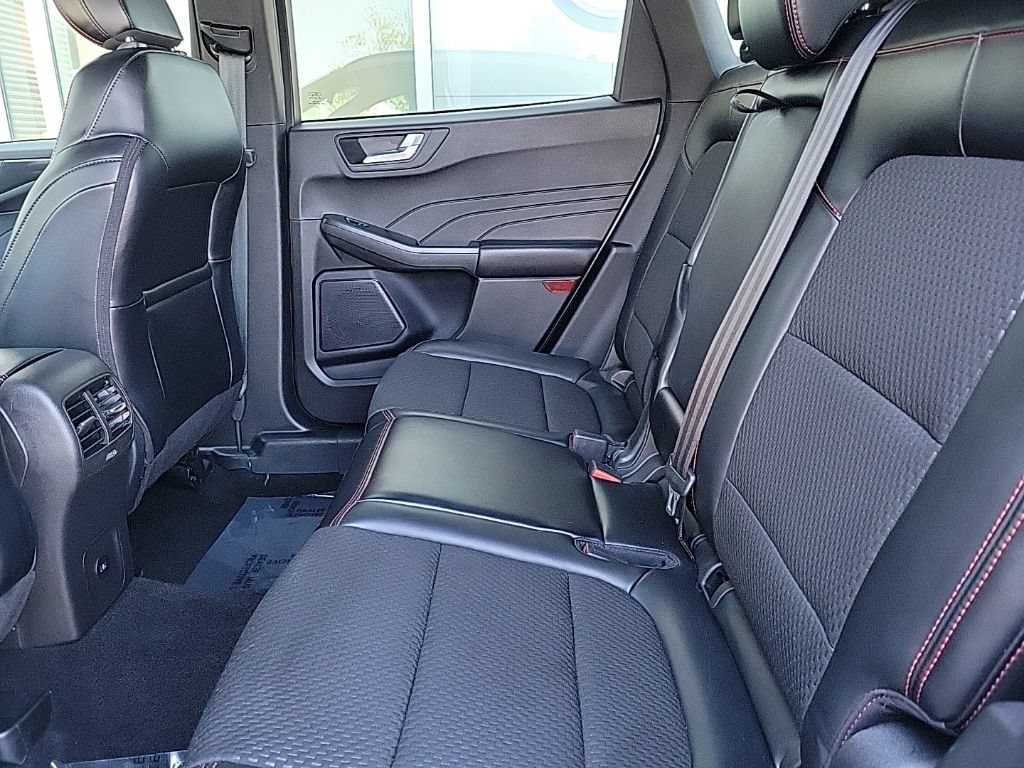 Used 2024 Ford Escape ST-Line AWD/4WD image 15
