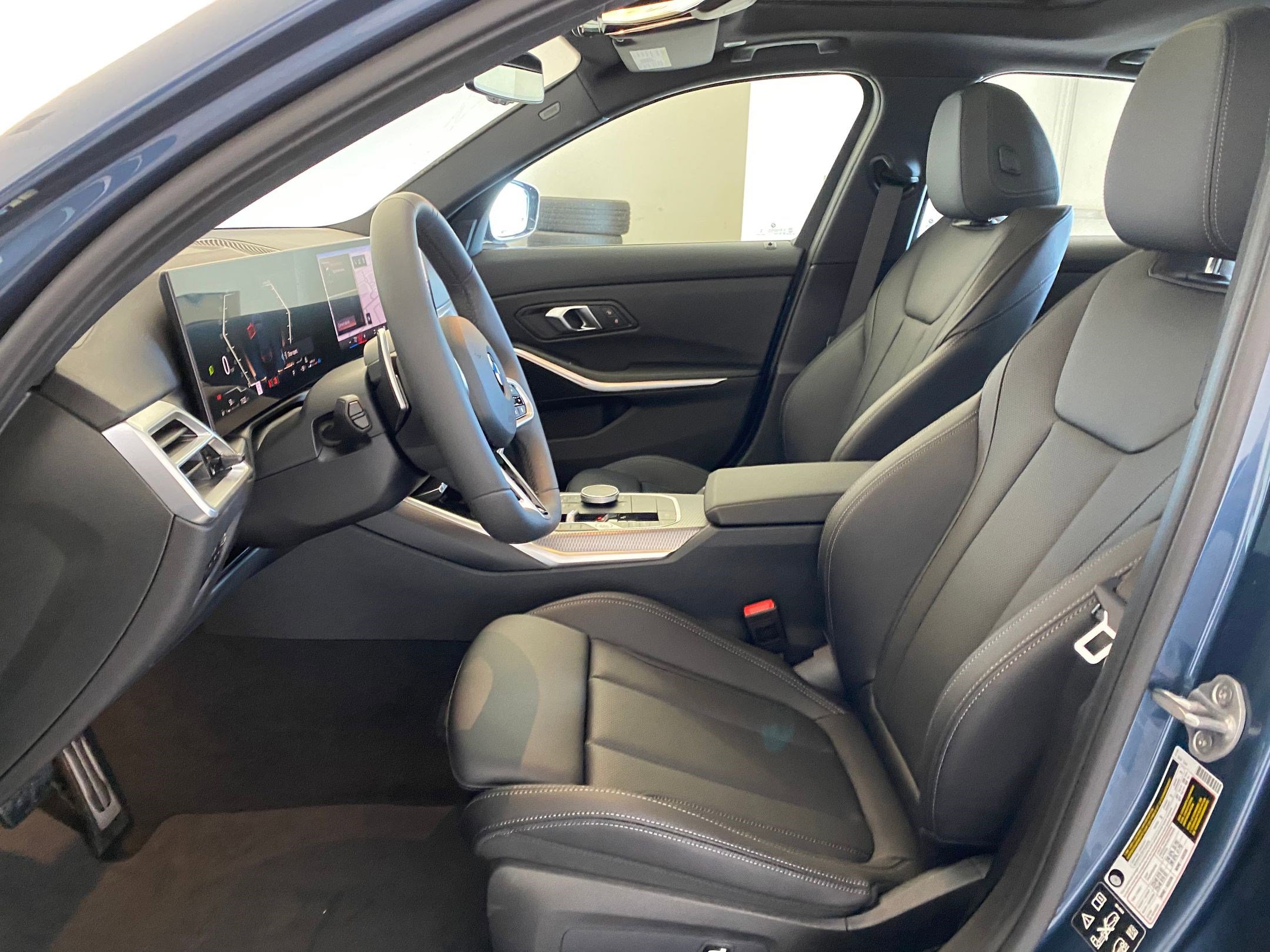 New 2026 BMW 330i xDrive Sedan w/ M Sport Package image 5