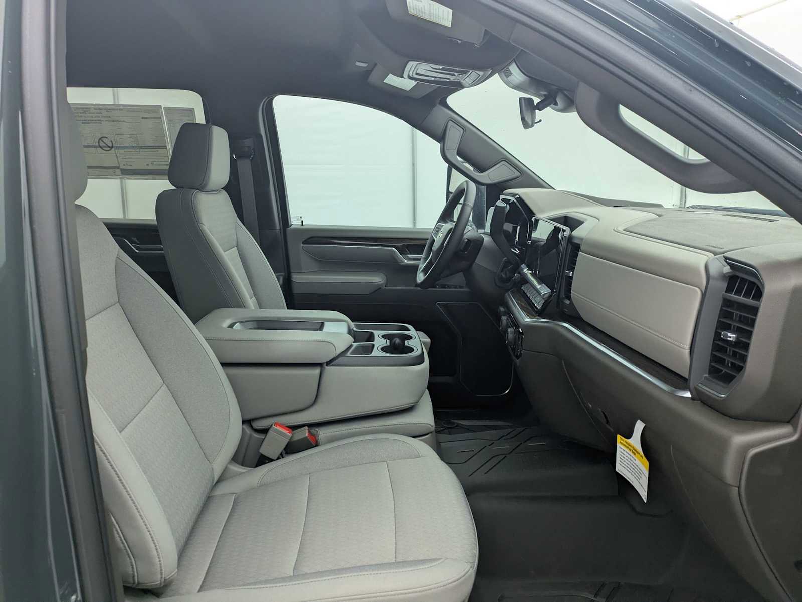 New 2025 Chevrolet Silverado 2500 LT w/ Convenience Package image 23