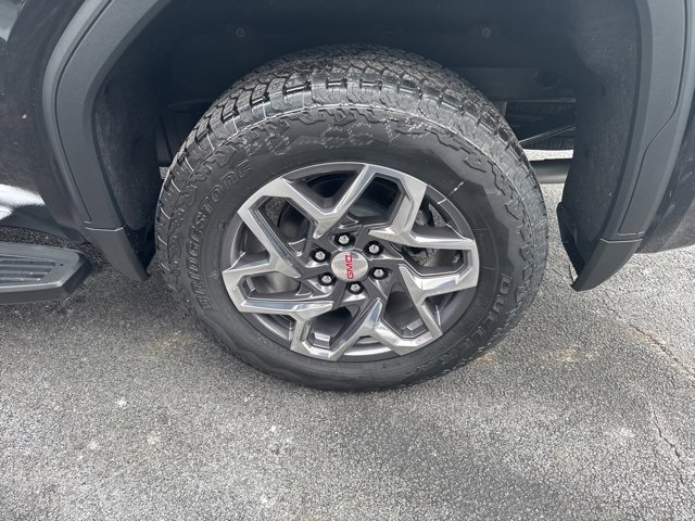 New 2026 GMC Sierra 1500 SLT image 22