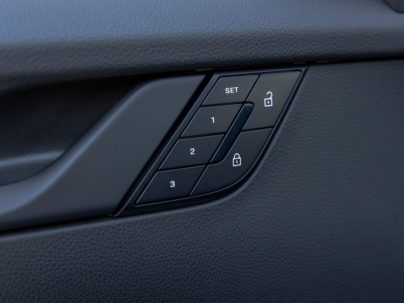 Used 2025 Porsche 911 Carrera T image 22