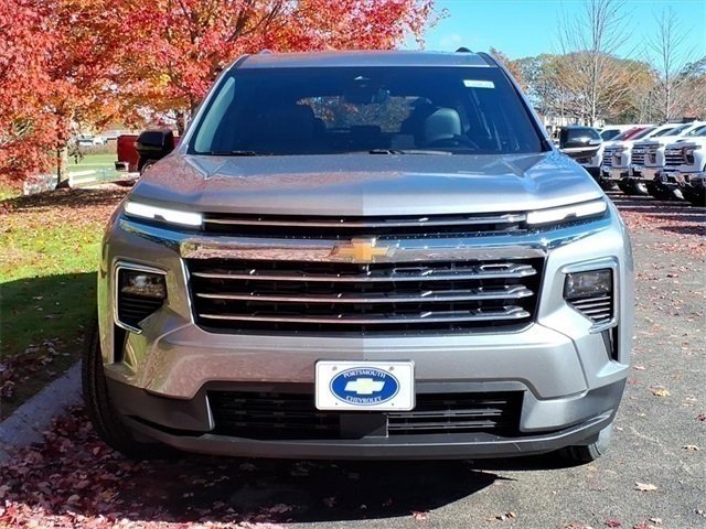 New 2026 Chevrolet Traverse LT w/ Driver Confidence Package image 2