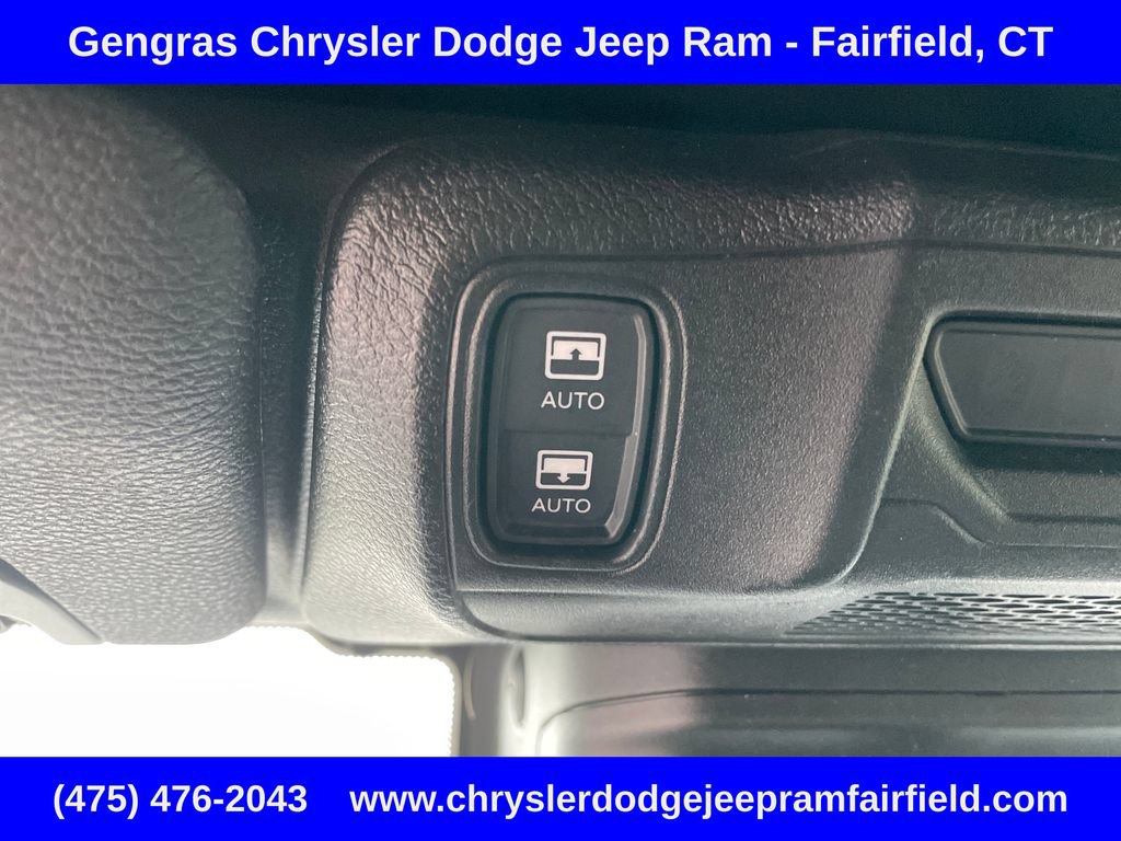 Used 2024 Jeep Wrangler Unlimited AWD/4WD image 57
