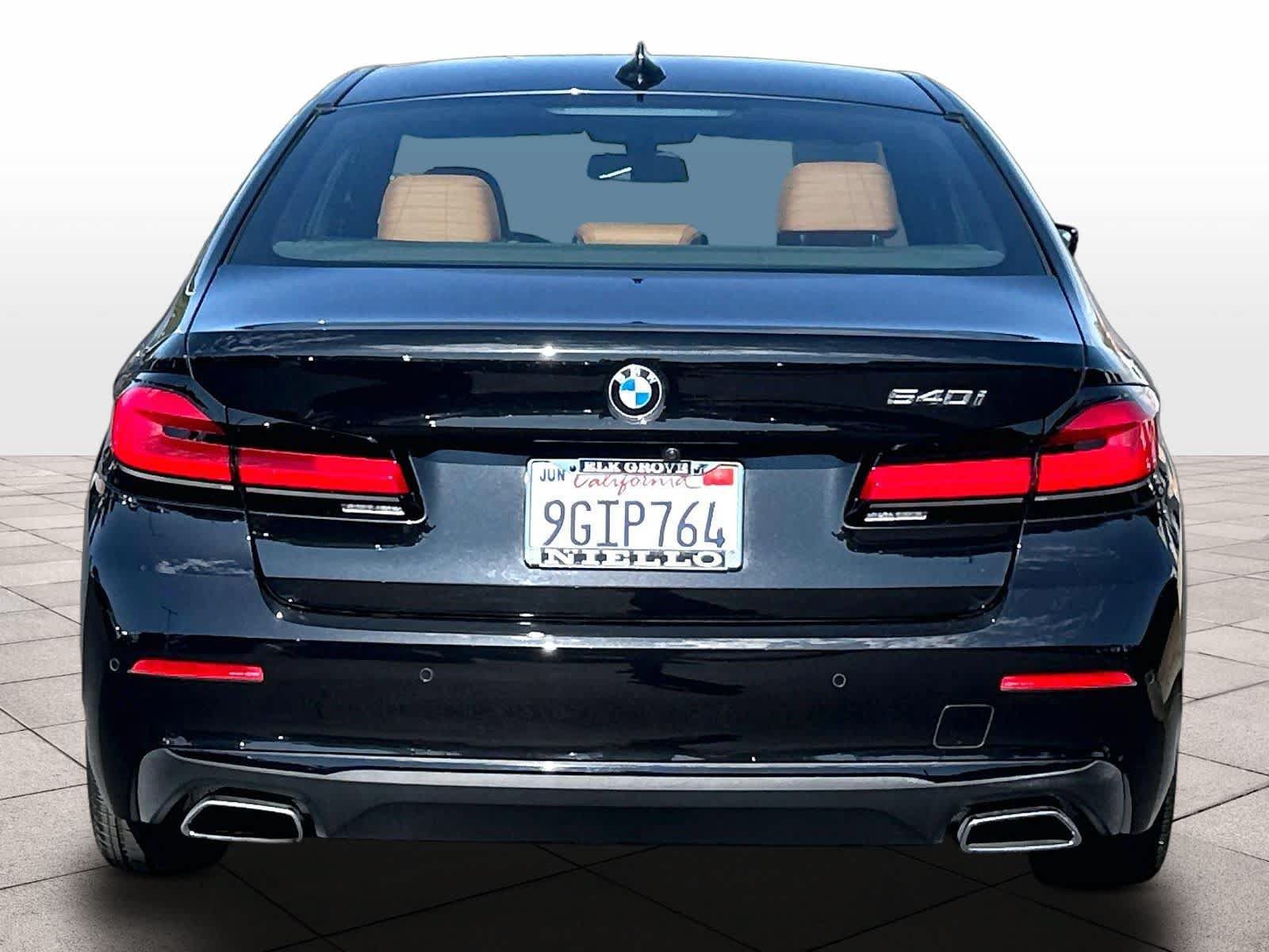 Used 2023 BMW 540i w/ Convenience Package RWD image 8