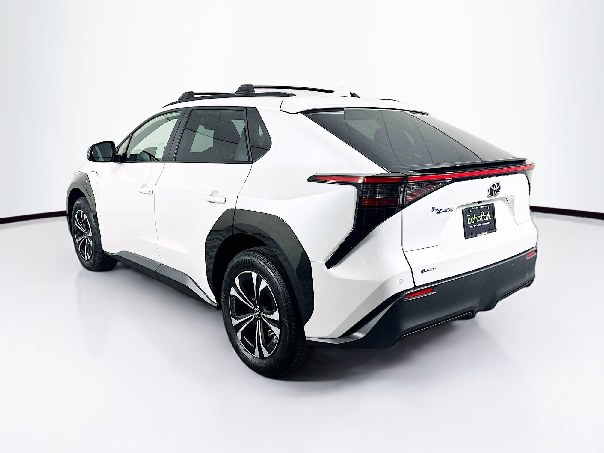 Used 2025 Toyota bZ4X FWD w/ Weather Package image 5