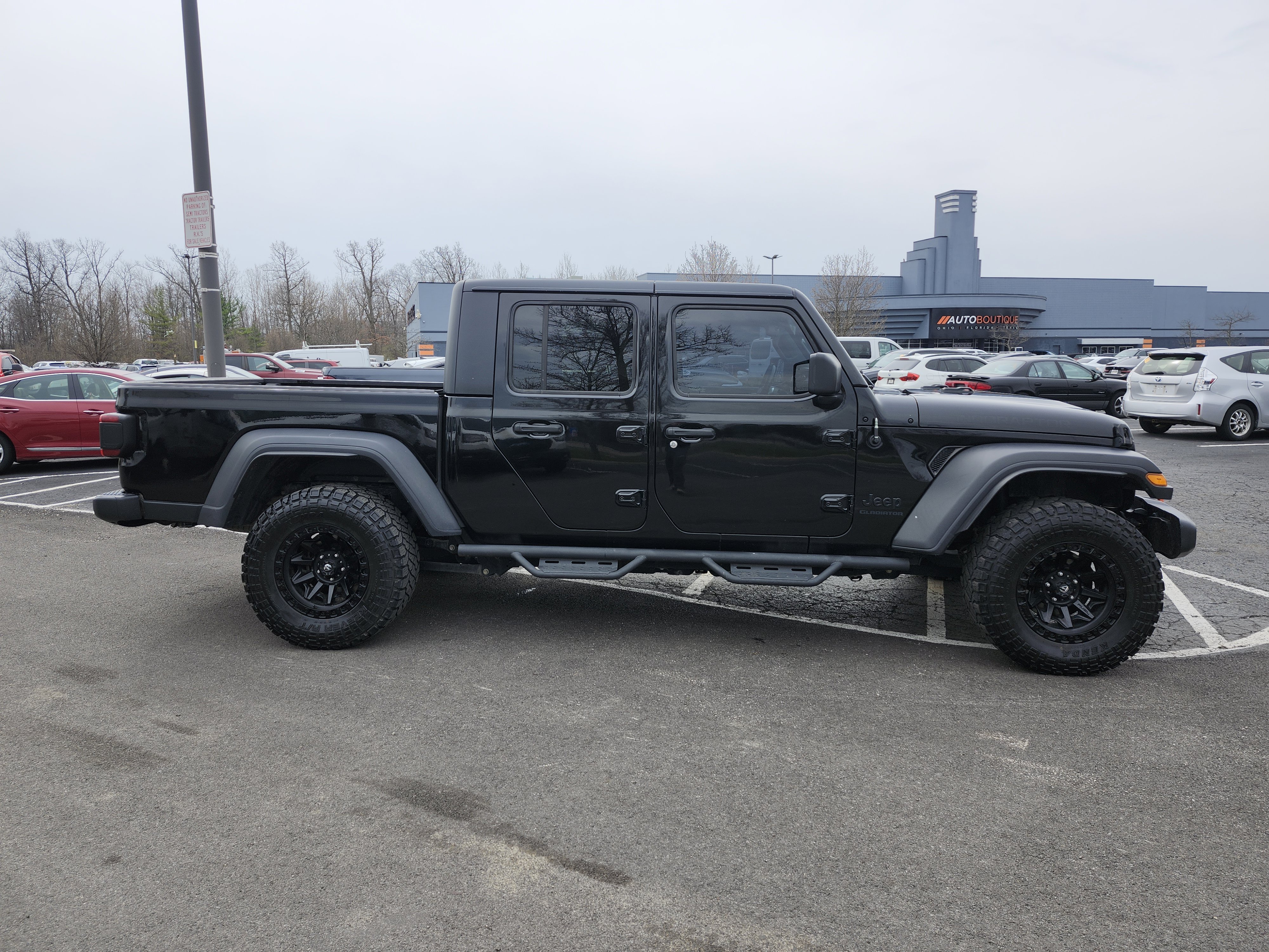 Used 2020 Jeep Gladiator Sport w/ Quick Order Package 24S AWD/4WD image 18
