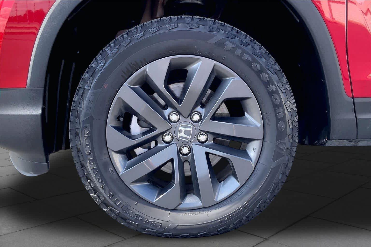 Used 2023 Honda Ridgeline Sport image 10