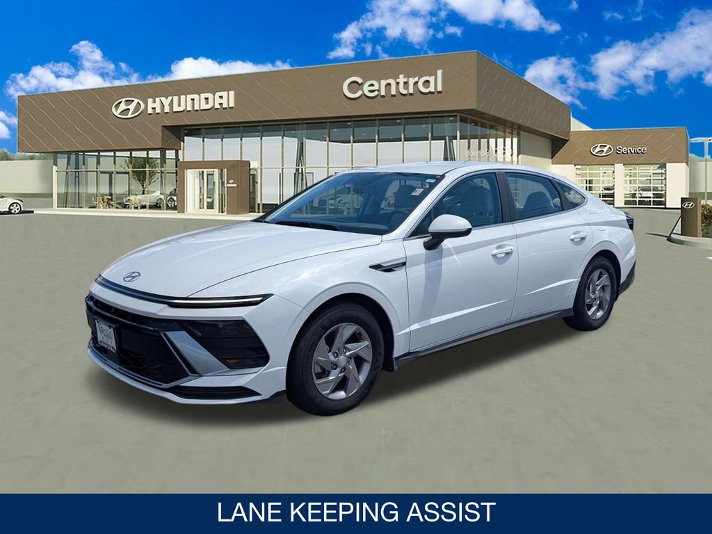 Certified 2025 Hyundai Sonata SE FWD image 3