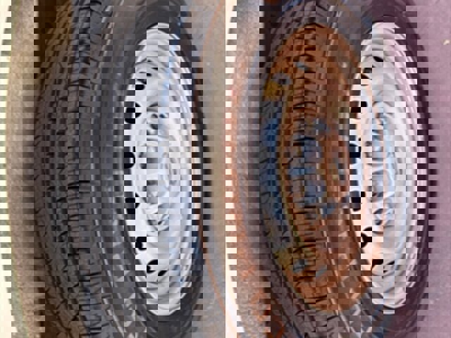 Used 2019 Nissan NV 1500 S image 15