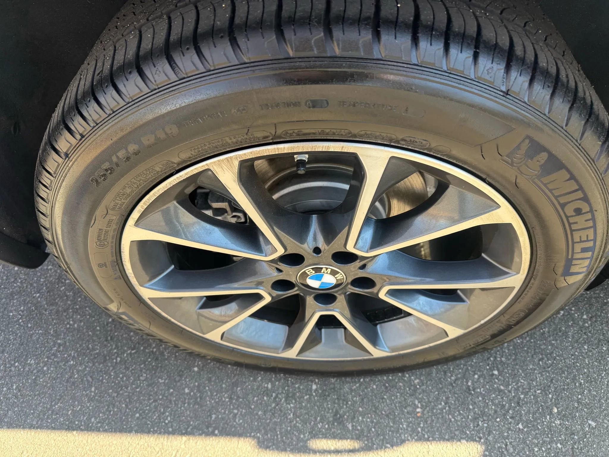 Used 2018 BMW X5 sDrive35i image 12