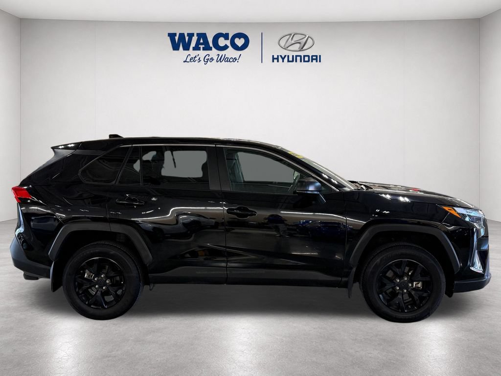 Used 2025 Toyota RAV4 LE FWD image 8