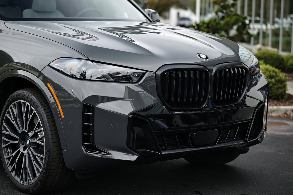 New 2026 BMW X5 xDrive40i w/ Executive Package image 2