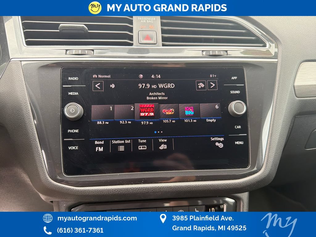Used 2020 Volkswagen Tiguan SE AWD/4WD image 21