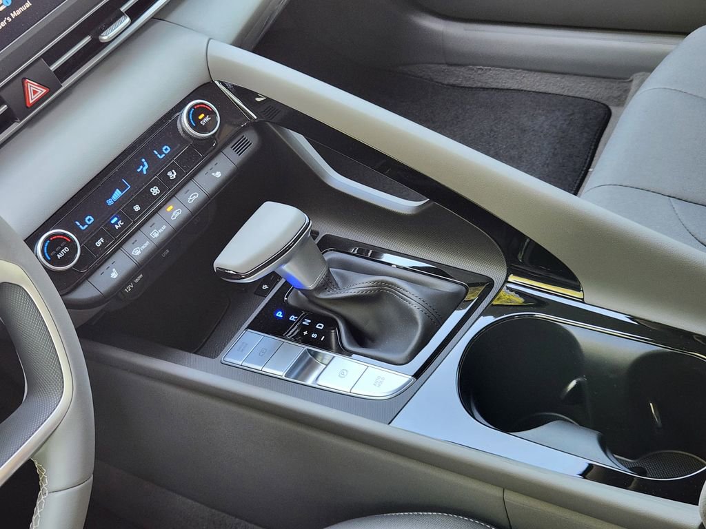 New 2026 Hyundai Elantra SEL Sport Premium FWD image 12