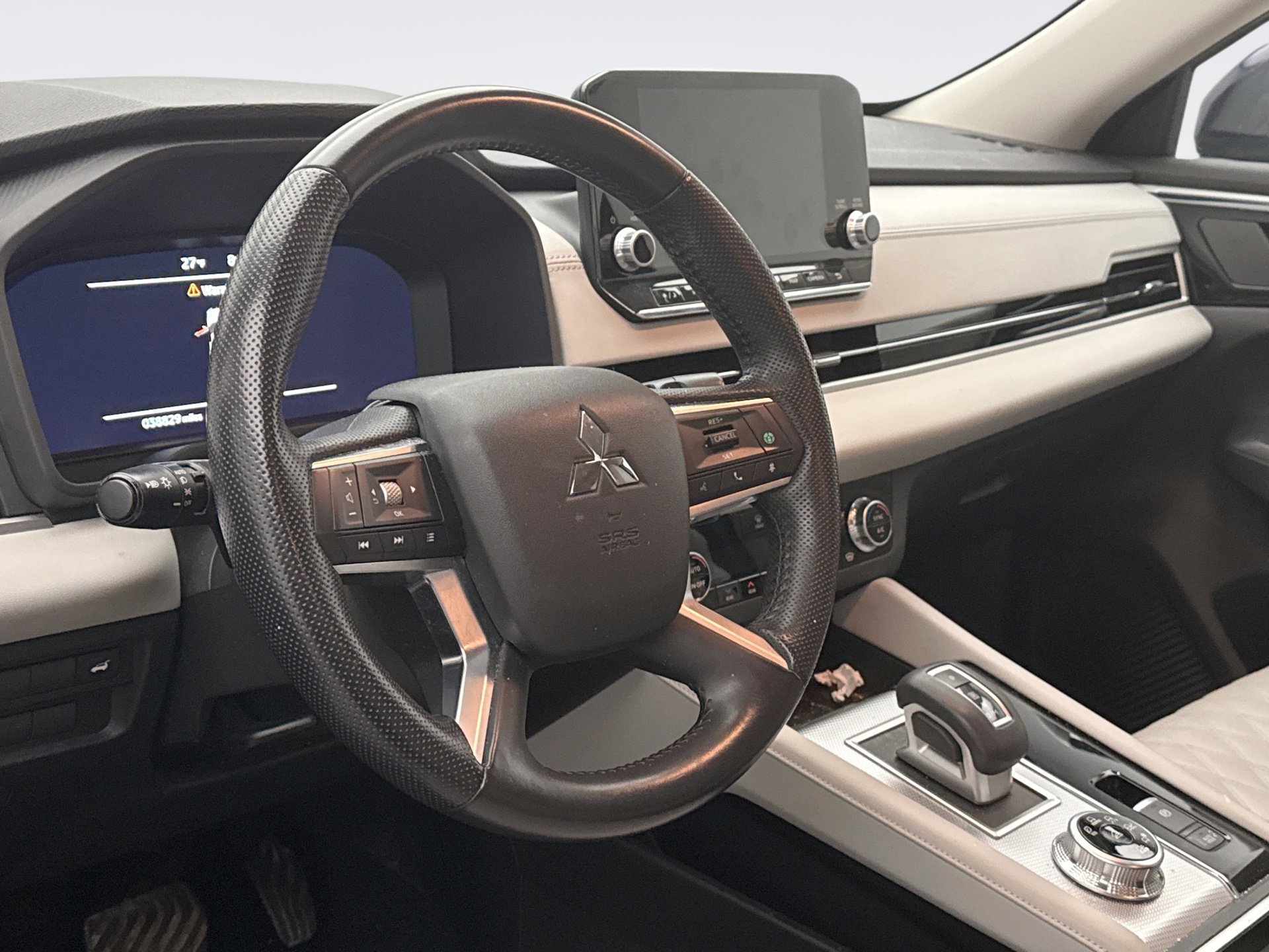 Used 2022 Mitsubishi Outlander SEL image 7