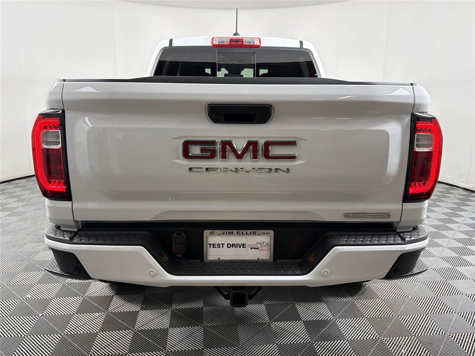 New 2026 GMC Canyon Elevation RWD image 5