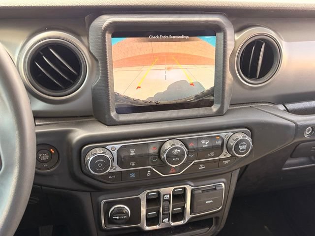 Used 2023 Jeep Wrangler Unlimited w/ 8.4" Radio Group AWD/4WD image 9