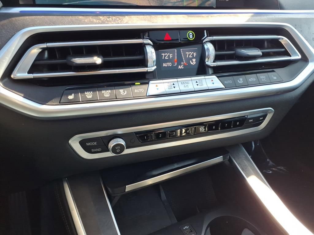 Used 2023 BMW X5 xDrive40i w/ Premium Package image 12