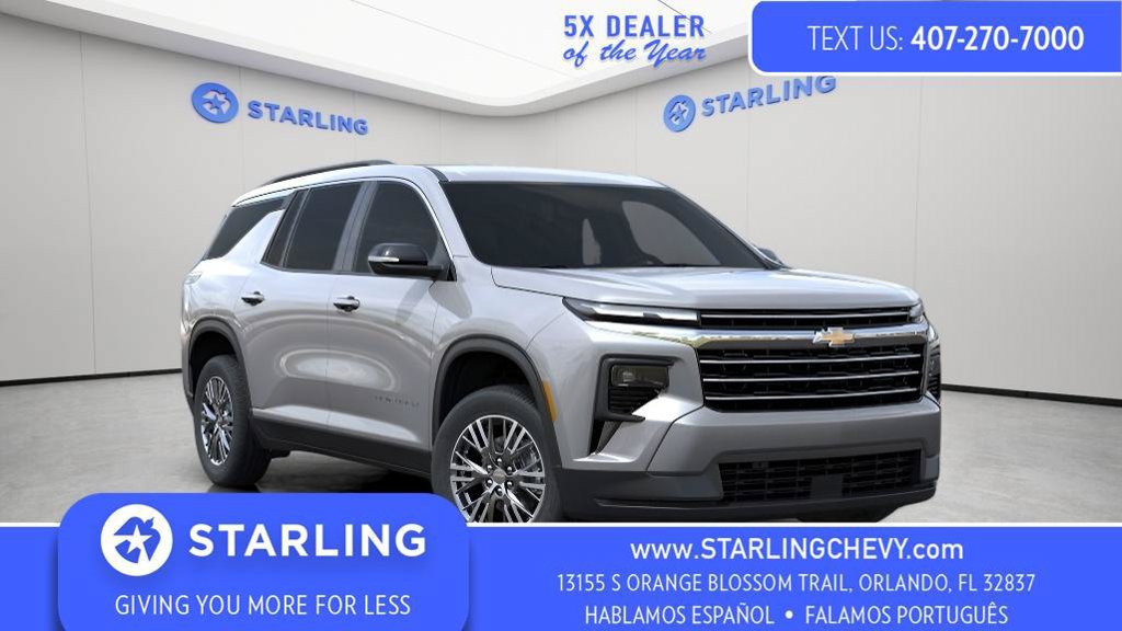 Used 2026 Chevrolet Traverse LT FWD image 1