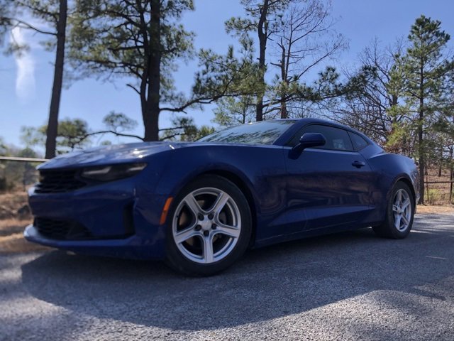 Used 2021 Chevrolet Camaro LT w/ Technology Package image 11