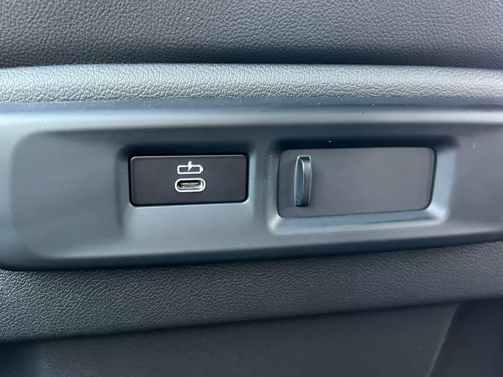Used 2022 BMW X5 xDrive40i w/ Premium Package AWD/4WD image 34