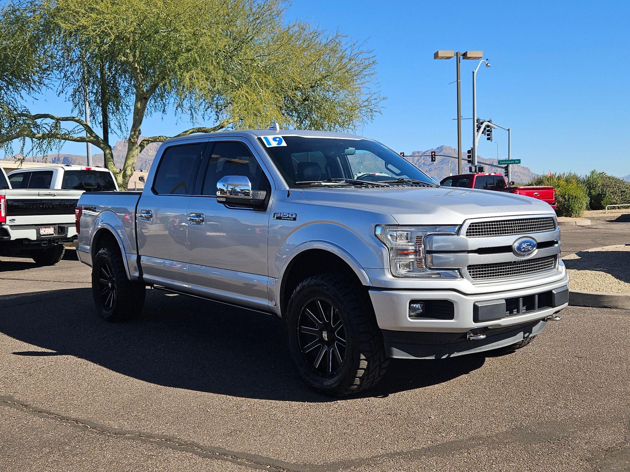 Used 2019 Ford F150 Platinum w/ Equipment Group 701A Luxury image 3