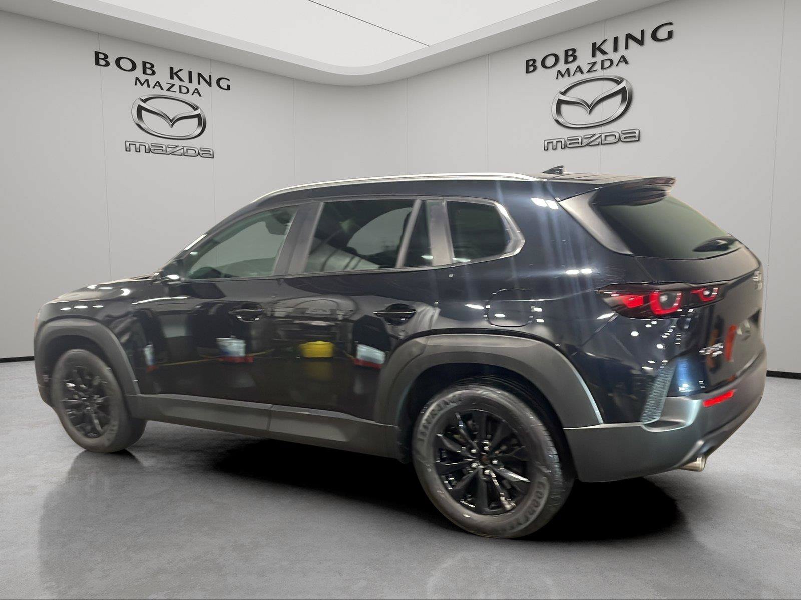 Used 2025 MAZDA CX-50 AWD 2.5 S w/ Premium Package image 3