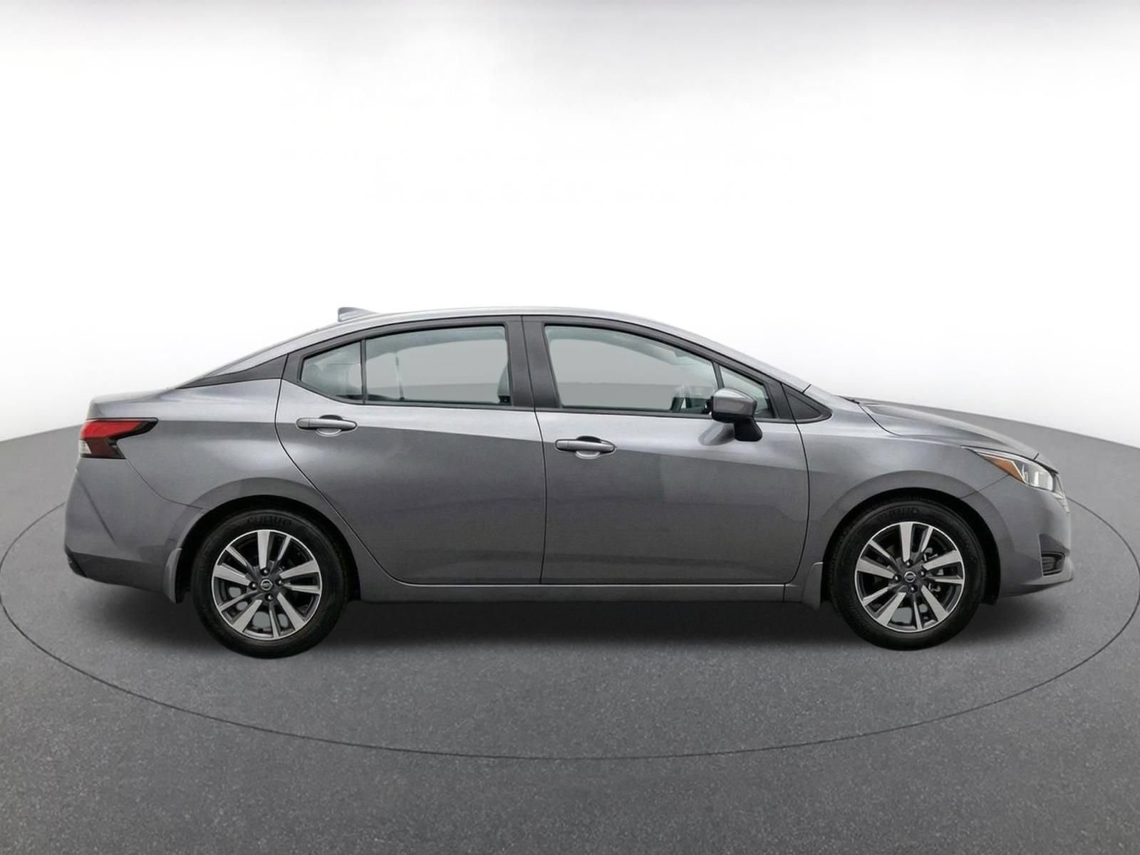 Used 2025 Nissan Versa SV FWD image 14