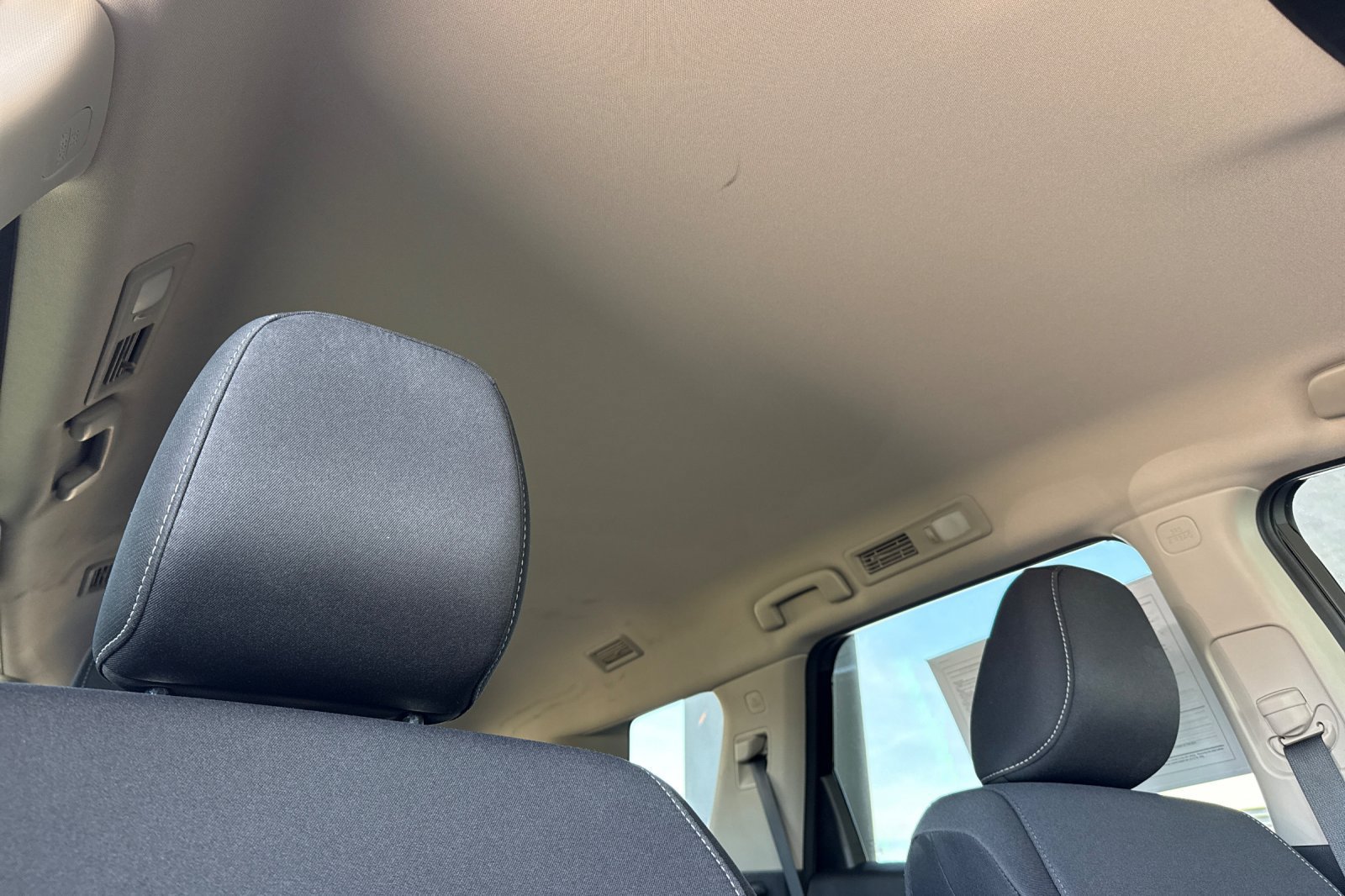Certified 2025 Nissan Pathfinder SV FWD image 23