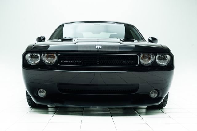 Used 2010 Dodge Challenger SRT8 w/ SRT Option Group II RWD image 7