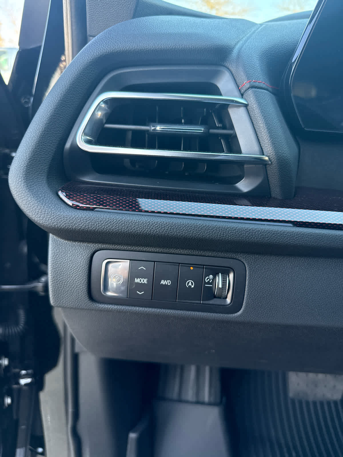 New 2026 Chevrolet Traverse RS w/ LPO, Floor Liner Package image 18