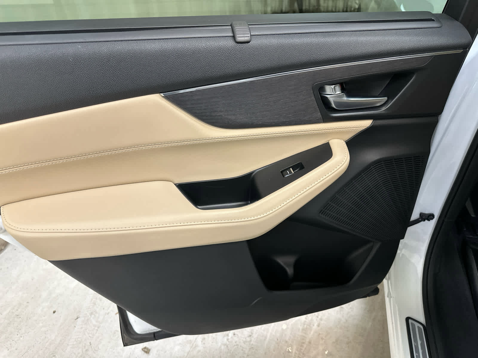 Used 2022 Acura MDX SH-AWD w/ Advance Package image 30