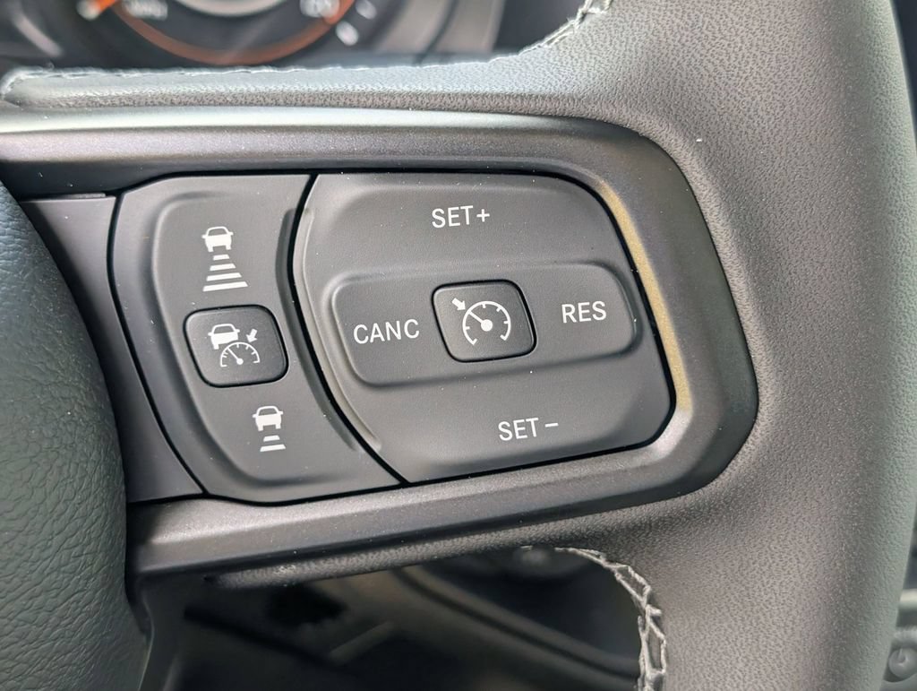 New 2026 Jeep Gladiator Sport AWD/4WD image 14