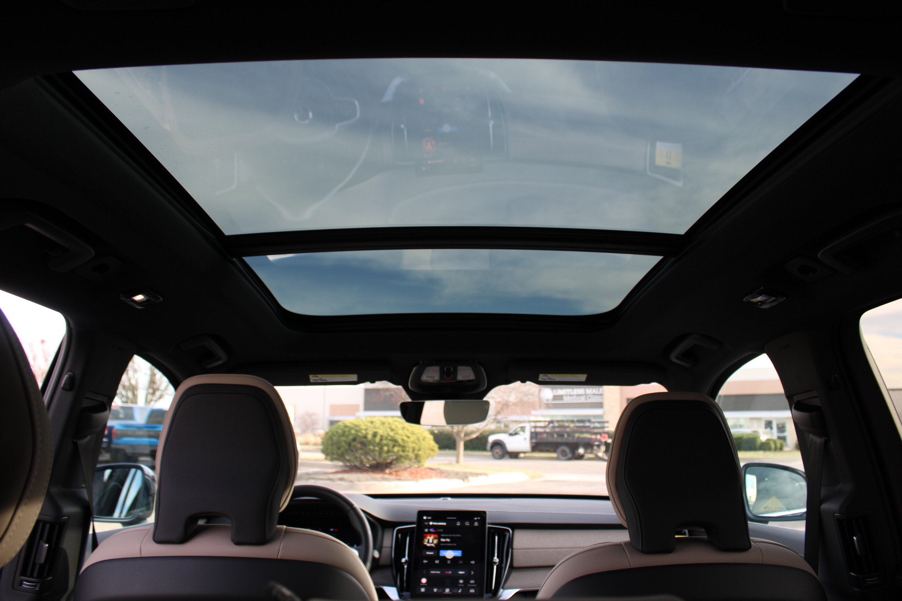 New 2026 Volvo XC90 B5 Core AWD/4WD image 47