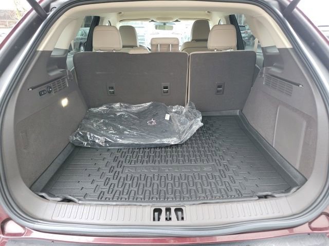 Used 2023 Lincoln Nautilus AWD w/ Premium Package image 21