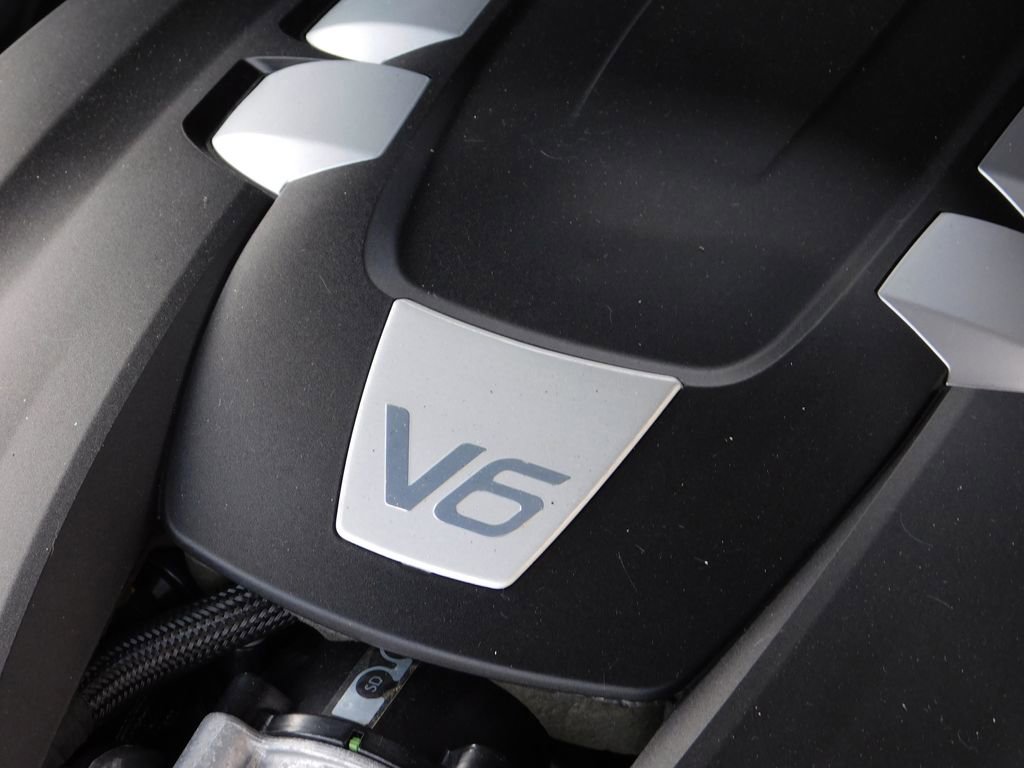 Used 2019 Maserati Levante image 31