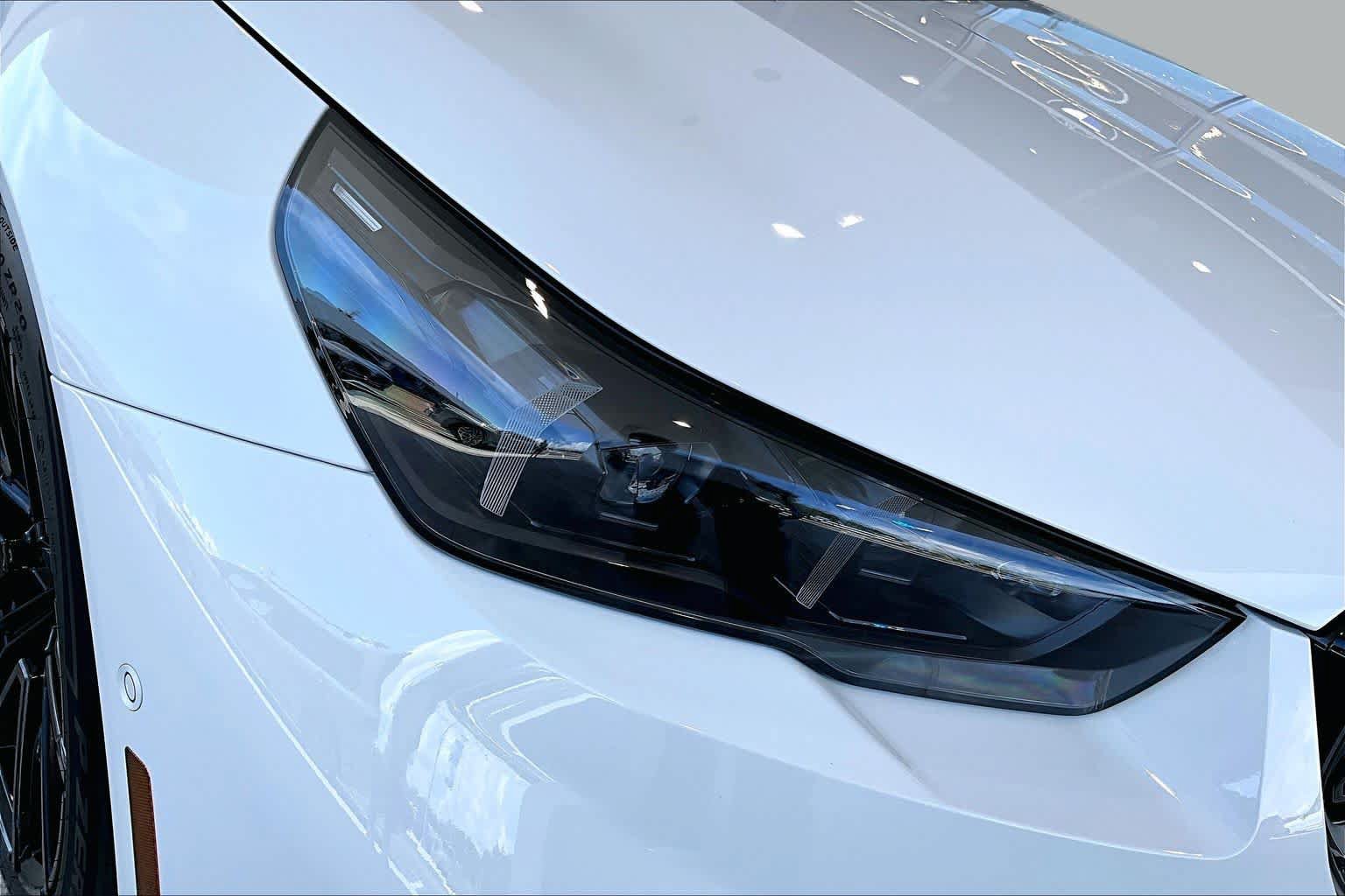 New 2027 BMW M5 w/ Executive Package AWD/4WD image 14