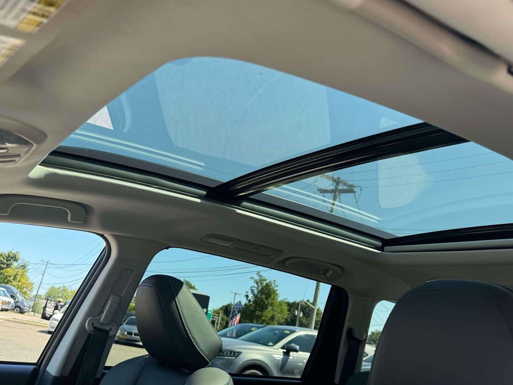 Used 2022 Subaru Ascent Onyx Edition image 19