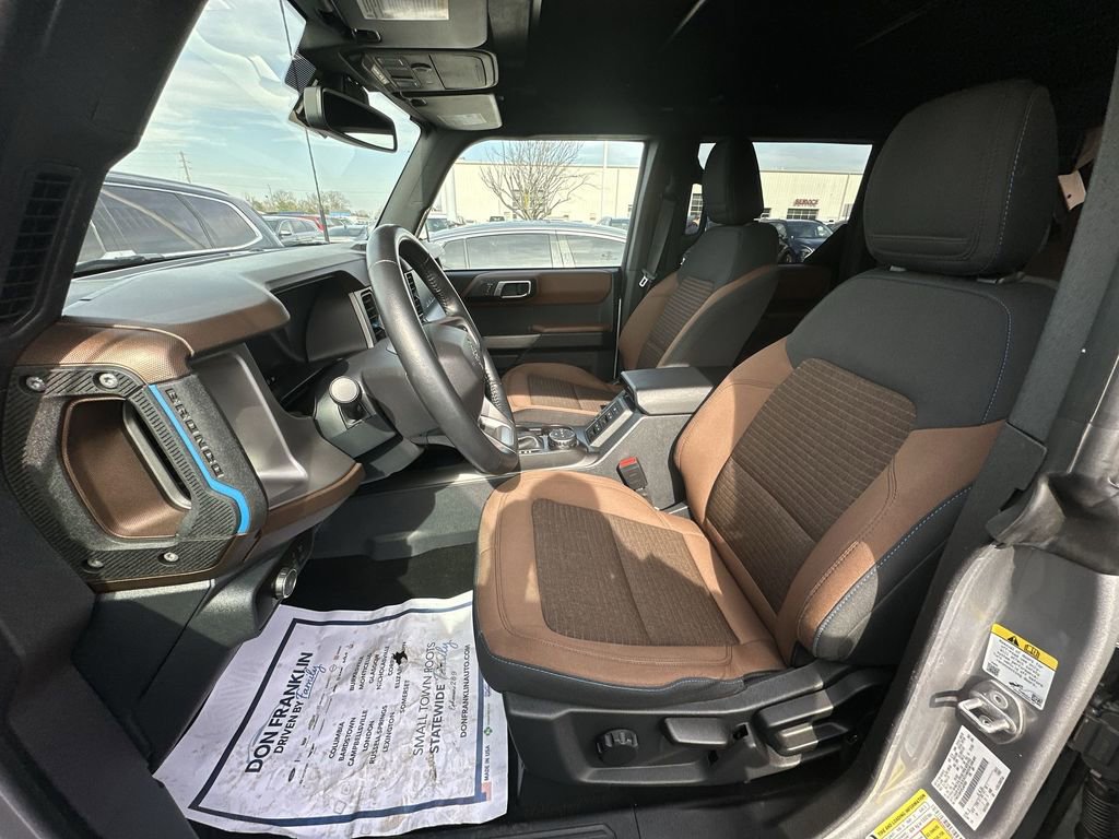 Used 2023 Ford Bronco Outer Banks image 3