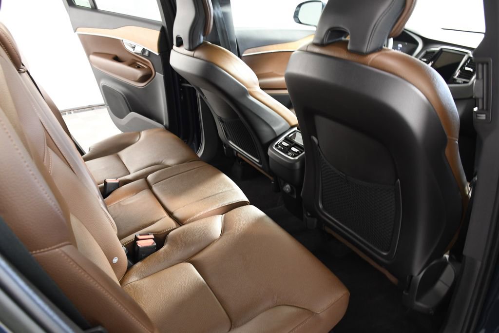 Used 2023 Volvo XC90 B6 Plus w/ Protection Package Premier AWD/4WD image 22