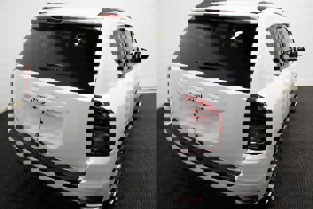 Used 2014 Jeep Compass Sport image 5