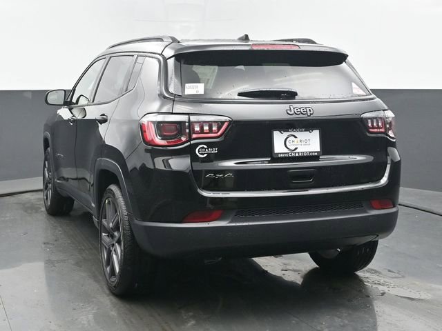New 2026 Jeep Compass Latitude w/ Sun and Sound Group AWD/4WD image 4