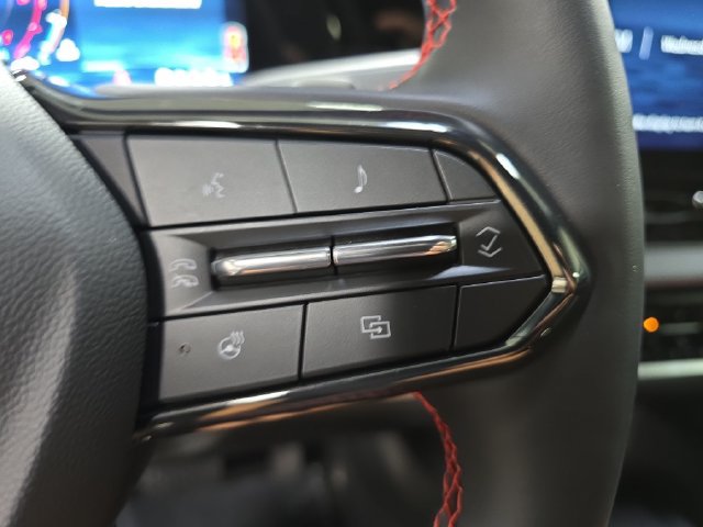 New 2026 Chevrolet Equinox RS w/ Convenience Package III FWD image 21
