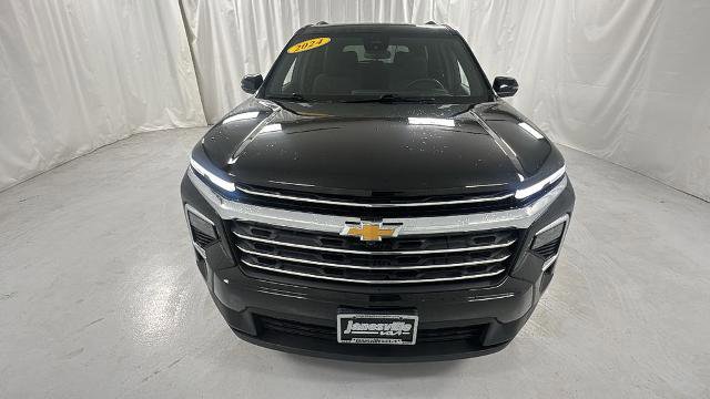 Used 2024 Chevrolet Traverse LT AWD/4WD image 8