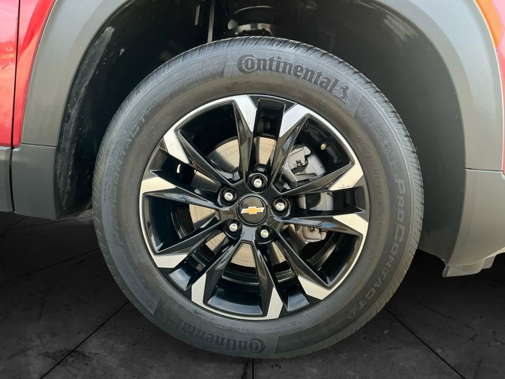 Used 2022 Chevrolet TrailBlazer LT w/ Driver Confidence Package image 15