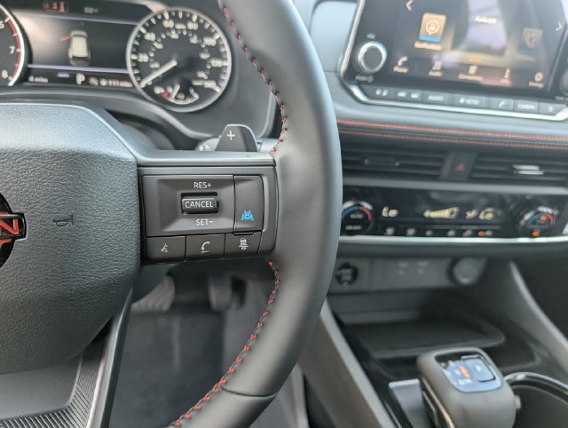 New 2027 Nissan Rogue SV AWD/4WD image 18